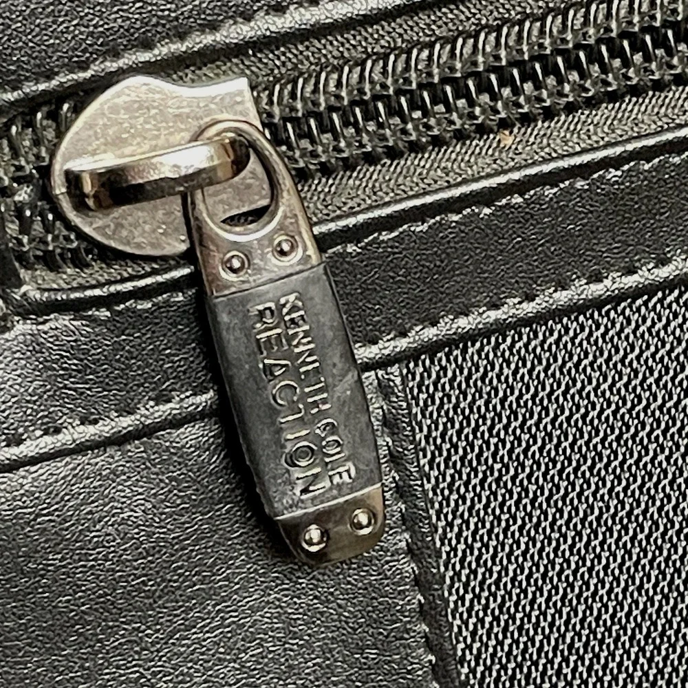 Kenneth Cole Reaction Black Soft Briefcase Messenger Bag Style 536390‎